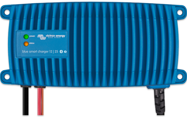 Chargeur BLUE SMART IP67 VICTRON 24v 12A (1+SI)230v 50/60Hz