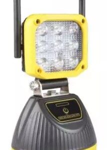 Projecteur carré 5 leds 10/30vdc 1080lm magnétique rechargeable