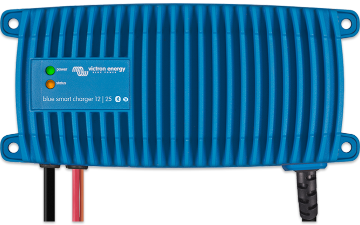 Chargeur BLUE SMART IP 67 VICTRON 12v 17A (1) 180-265v 50/60Hz